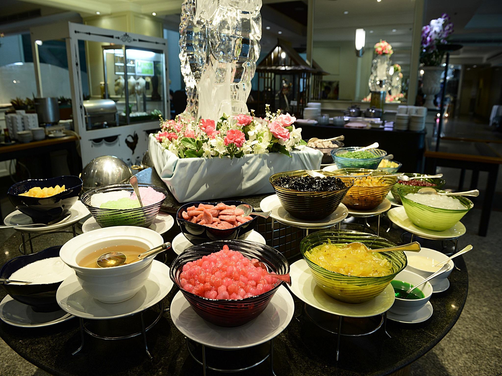 Windsor Suites Bangkok, Managed By Accor Restoran foto